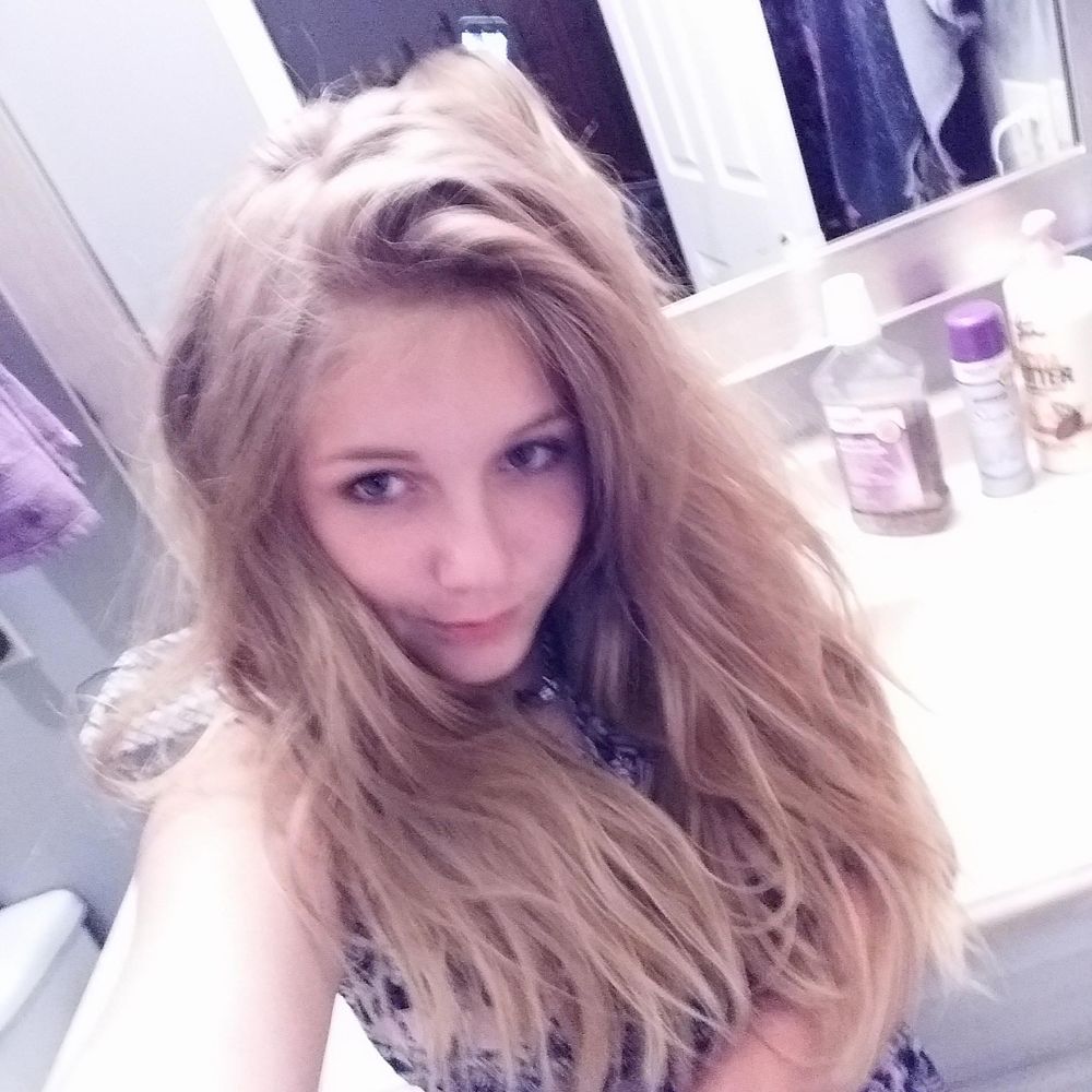 Meet your Posher, Layla